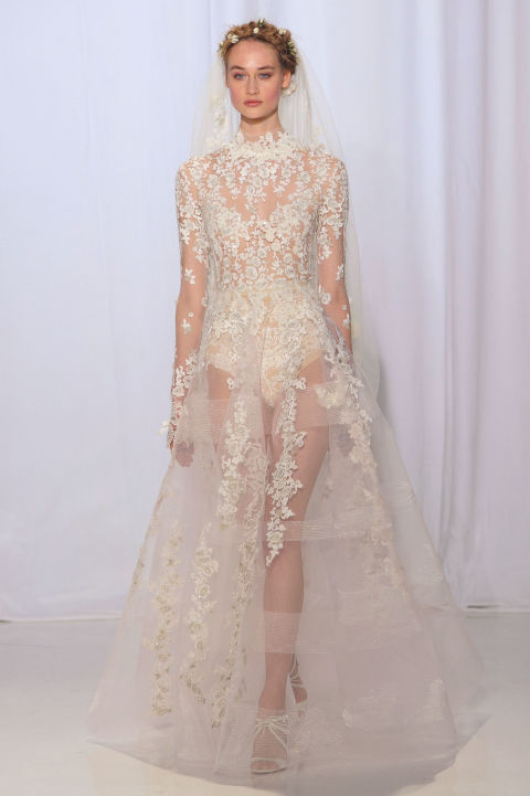 30 legelbűvölőbb menyasszonyi ruha a divathetekről -  -  - esküvő, esküvői ruha, menyasszonyi ruha, tavasz/nyár 2017, 