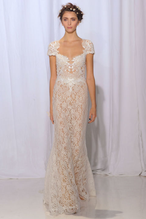 30 legelbűvölőbb menyasszonyi ruha a divathetekről -  -  - esküvő, esküvői ruha, menyasszonyi ruha, tavasz/nyár 2017, 