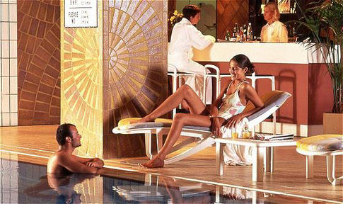 A világ legszebb szállodái - Utazás -  - europa park, hotel, karlovy vary, kremlin palace, le royal luxemburg, szálloda, világ legszebb szállodái, 