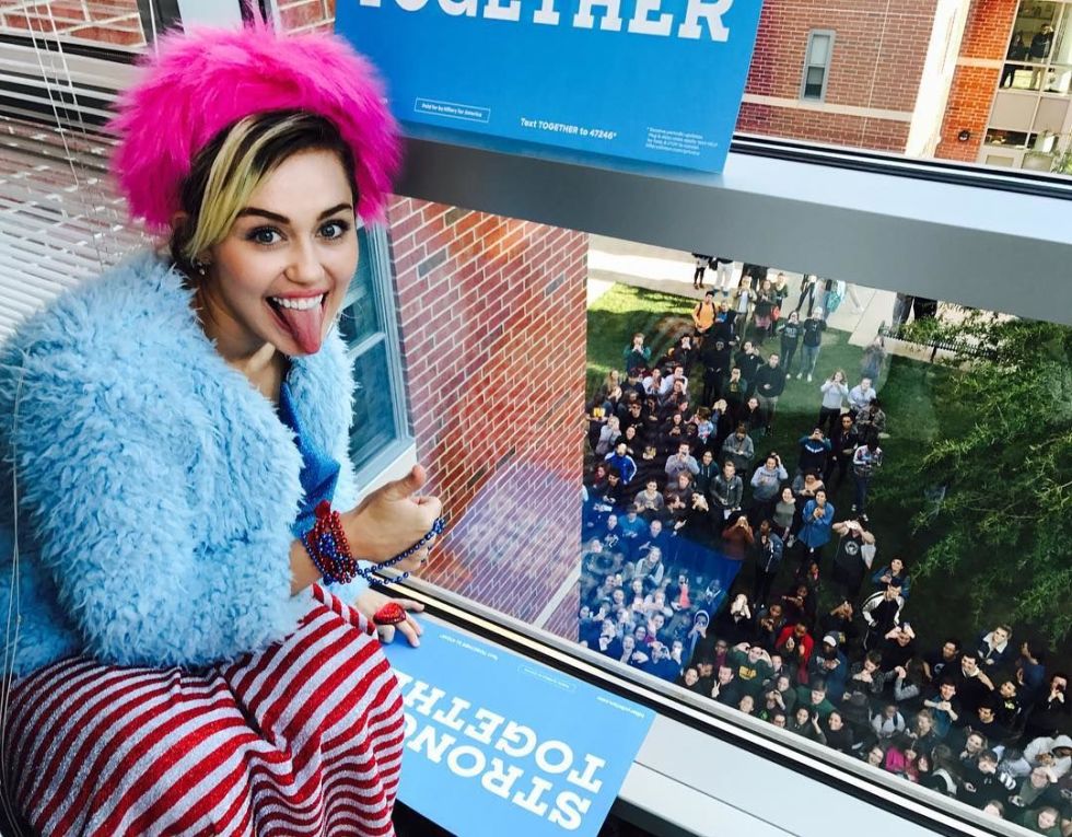 Az elnökválasztás előtt egy nappal - Nézd meg, kire szavaznak a hírességek -  -  - amerikai elnökválasztás, donald trump, hillary clinton, 