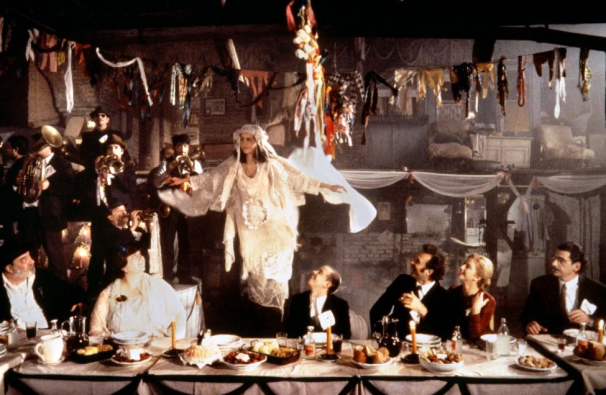 Van abban valami beteges, ha szerelmes vagy. Semmi sem érdekel, az élet sem. - Legendás szállóigék Emir Kusturica filmjeiből -  -  - cigányok ideje, emir kusturica, film, kultúra, macska jaj, 