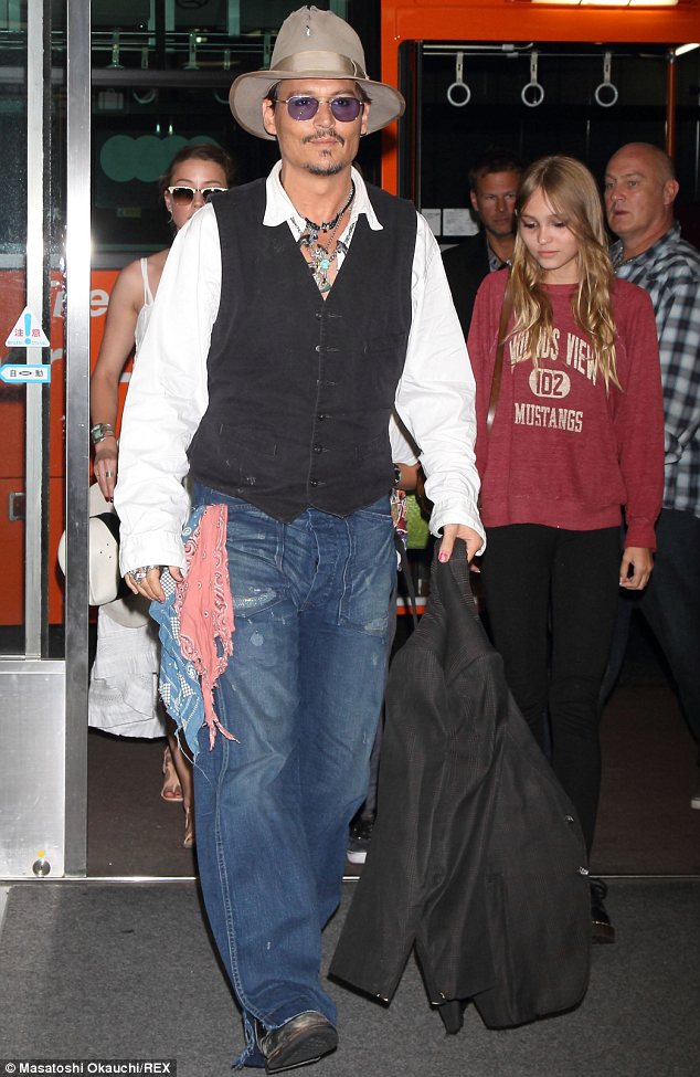 Világsztár szülők szupersztár gyermeke: Lily-Rose Depp stílusalbum -  -  - celebrity, johnny depp, lily rose depp, stílus, vanessa paradis, 