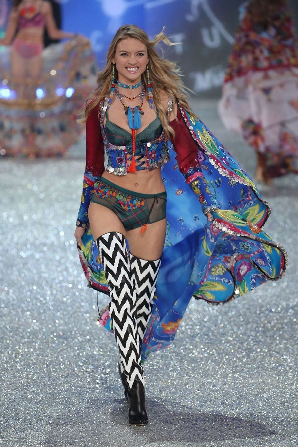 Angyalok Párizsban - Ilyen volt a 2016-os Victoria's Secret Show -  -  - angel army, lingerie, victoria%27s secret, victorias secret 2016, vs fashion, 