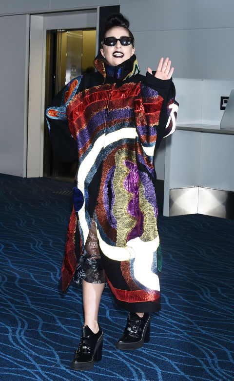 Soha ne hagyd, hogy bárki a világon azt mondja, hogy nem lehetsz az, aki lenni akarsz - Lady Gaga stílusalbum -  -  - Lady Gaga, stílus, 