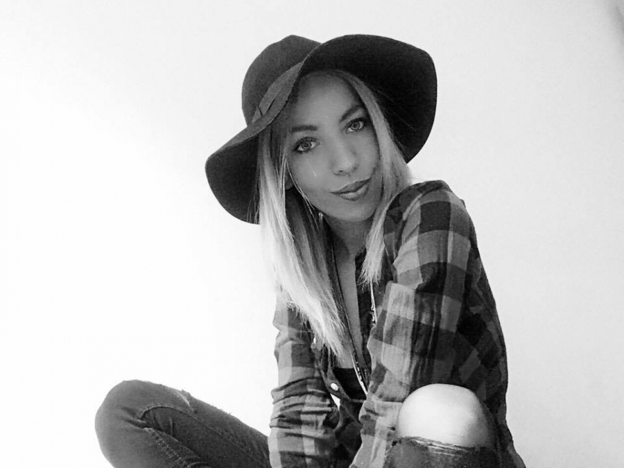 Szerkesztői levél: Soha nem szabad természetesnek venni azt, hogy az, aki fontos számunkra, mindig jelen lesz. -  -  - boldogság, érzelmek, lélekhangok, szeretet, ünnepek, 