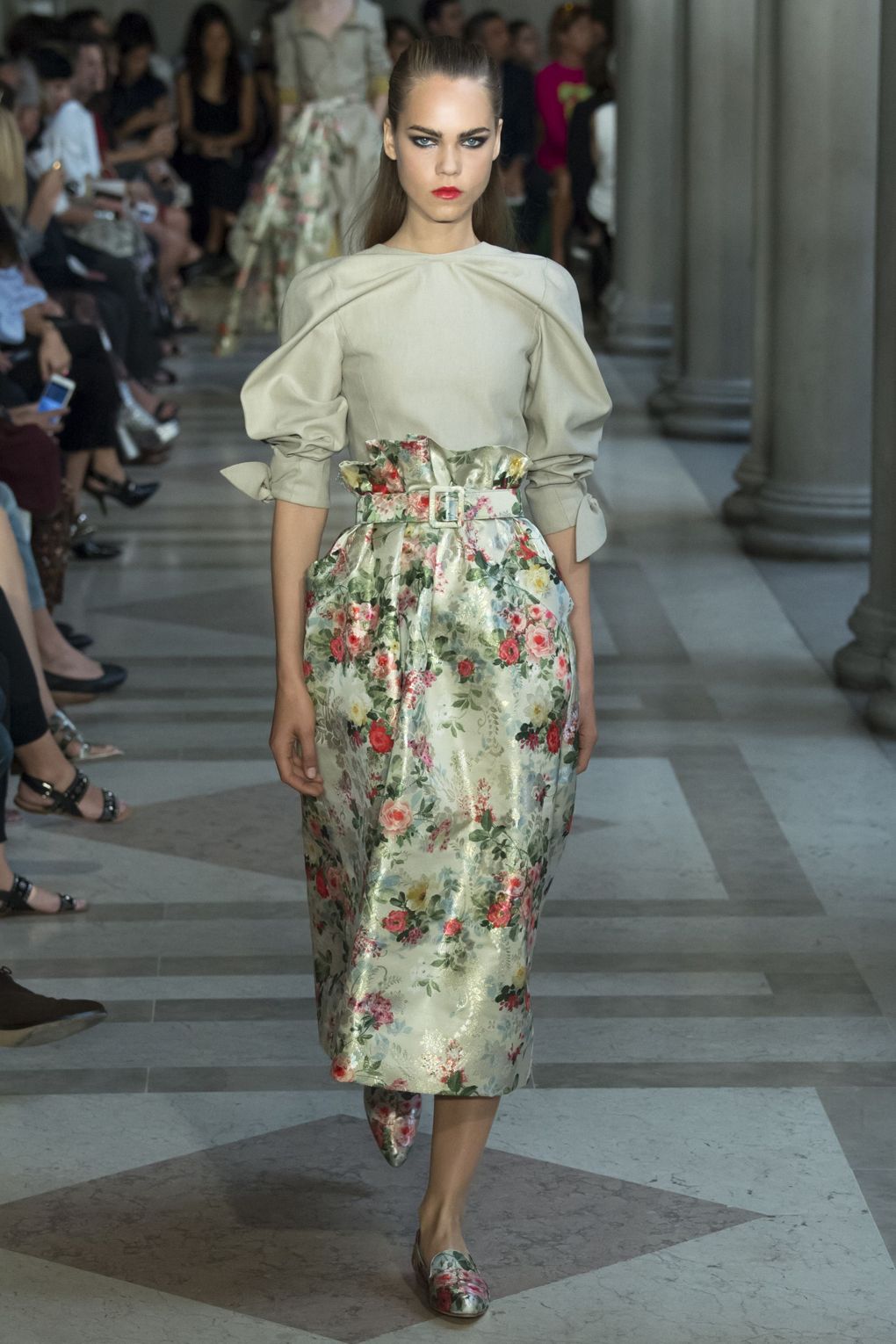 Jönnek a szirmok! - Nagy tavaszi virágos trend mutató a következő szezonra -  -  - stílus, tavasz/nyár2017, 