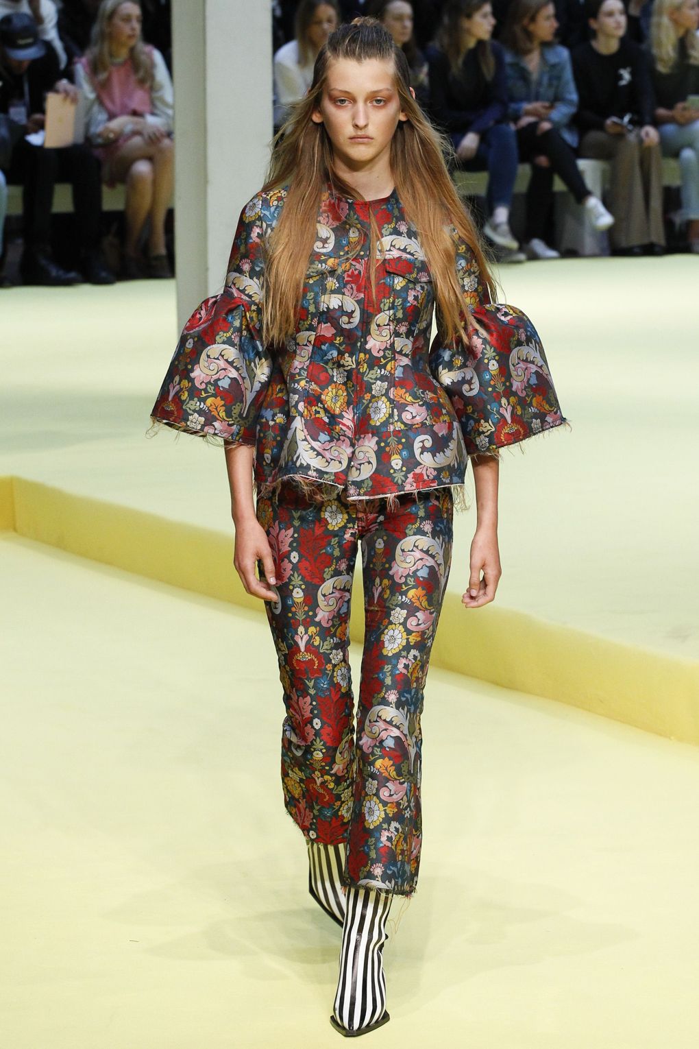 Jönnek a szirmok! - Nagy tavaszi virágos trend mutató a következő szezonra -  -  - stílus, tavasz/nyár2017, 