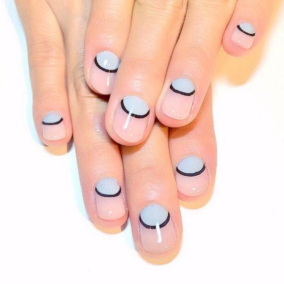 Top20: minimál köröm minták a hétköznapokra -  -  - inspiráció, köröm, körömlakk, minimál, minta, trendek, 