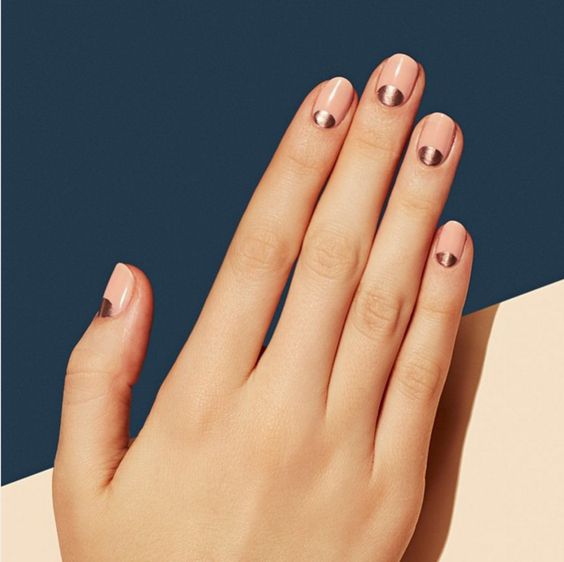 Top20: minimál köröm minták a hétköznapokra -  -  - inspiráció, köröm, körömlakk, minimál, minta, trendek, 