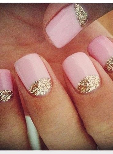 Top15: rózsaszín és barackvirág, a tavasz trendszínei a körmeinkre -  -  - barackvirág, inspiráció, köröm, körömlakk, rózsaszín, színek, tavasz, 