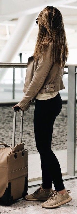 10 kényelmes és stílusos outfit repüléshez -  -  - divat, inspiráció, nyaralás, outfit, repülés, utazás, 