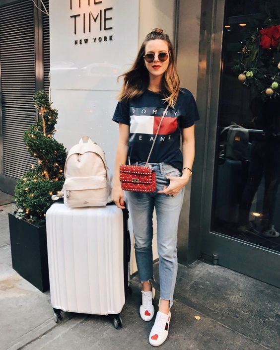 10 kényelmes és stílusos outfit repüléshez -  -  - divat, inspiráció, nyaralás, outfit, repülés, utazás, 