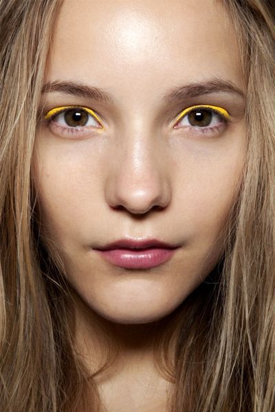 Top10 smink tipp: színes szemhéjtus minden mennyiségben -  -  - smink, szemhéjtus, színek, színes, tus, 