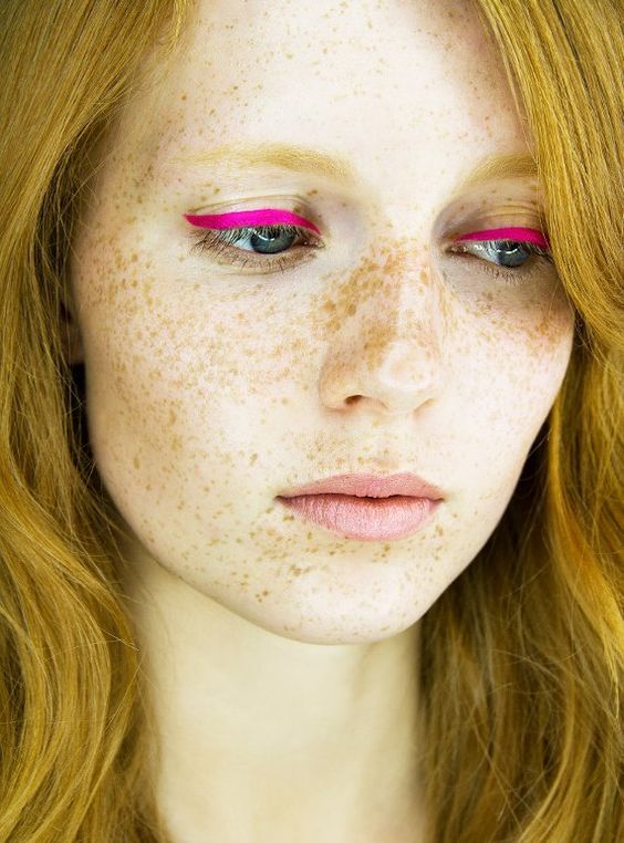 Top10 smink tipp: színes szemhéjtus minden mennyiségben -  -  - smink, szemhéjtus, színek, színes, tus, 