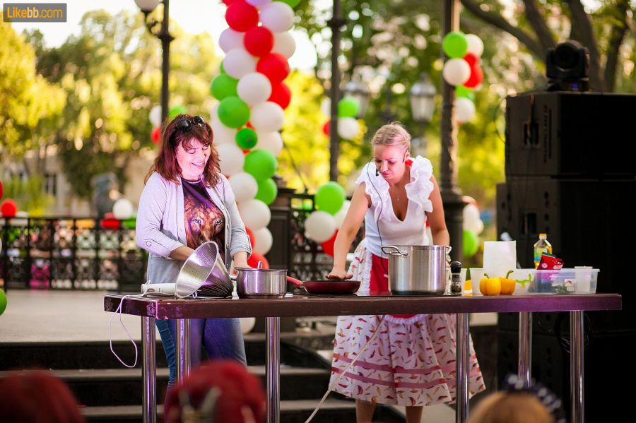 Első sikeres magyar fesztivál Ogyesszában! - Utazás - Kikapcsoló - Fat Mos, Makk VII, Ogyessza, Paprika Fest, silvatica zenekar, Virtus,