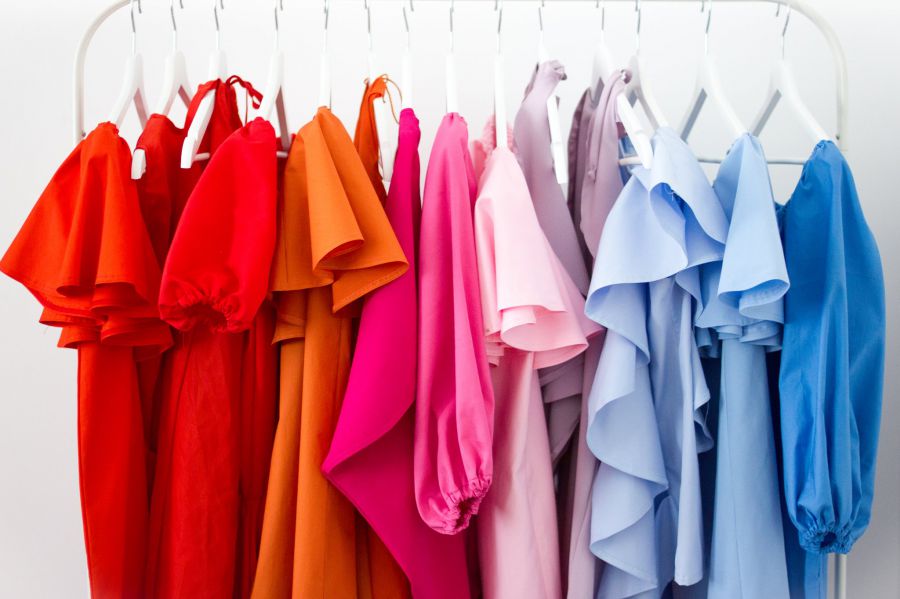 „Néha el kell térni a tervtől, és bátornak kell lenni!”- Interjú Horváth Dórival, a H.R.V.T megálmodójával -  -  - divat, divattervezők, horváth dóri, hrvt, interjú, ruhák, 