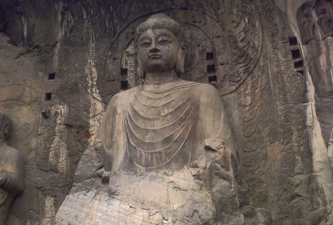 Falba vájt örökség: A longmeni barlangtemplomok - Utazás -  - 