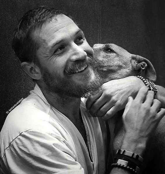 10 kép, ami után nyilvánvalóvá válik, hogy Tom Hardyt csak imádni lehet -  -  - képek, színész, születésnap, tom hardy, 