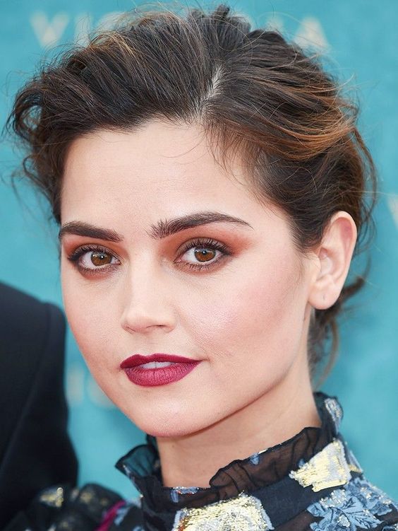 Smink tipp: füstös szemek egy kis pirossal fűszerezve -  -  - füstös, ősz, piros, smink, tél, tipp, trend, vörös, 