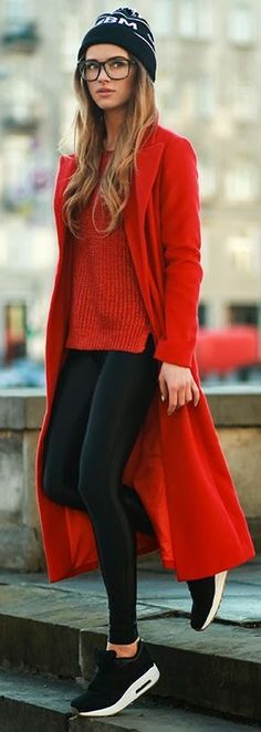 Stílusiskola: idén télen a pirosra szavazunk, ha kabátokról van szó -  -  - kabát, outfit, piros, piros kabát, stílus, tél, 