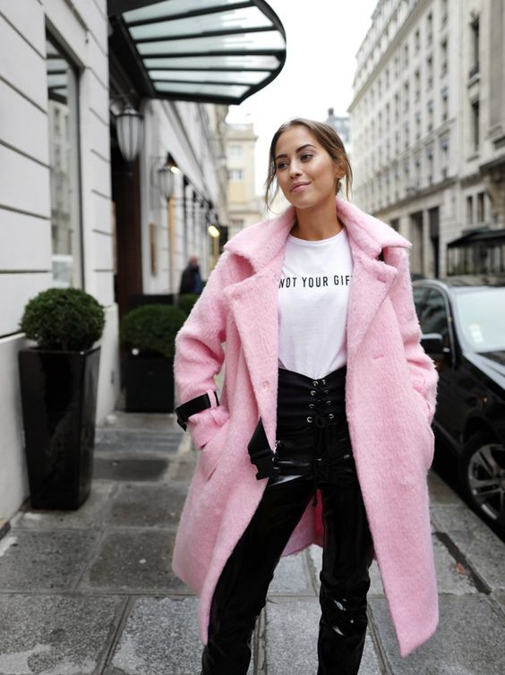 Stílusiskola: januárban is a babarózsaszín a nyerő -  -  - babarózsaszín, divat, január, rózsaszín, st, tél, 