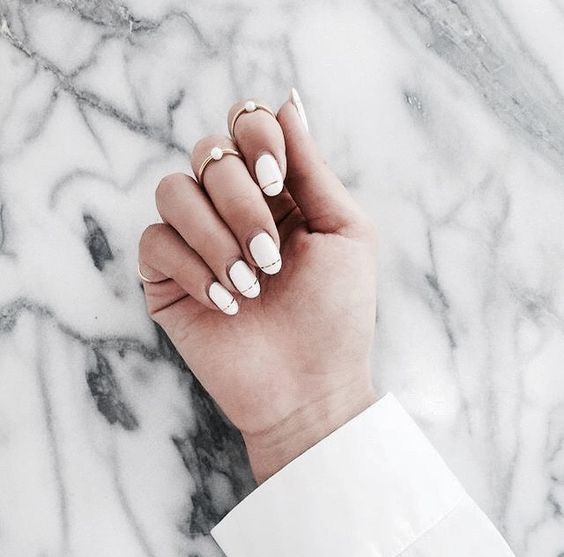 Top10: kifinomult fehér manikűr ötletek -  -  - elegáns, fehér, kifinomult, körmök, manikűr, minták, stílus, 