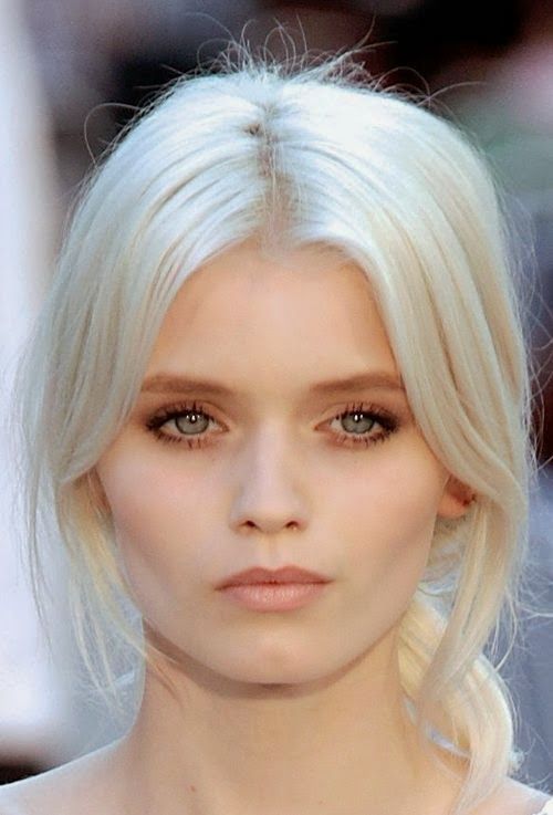 Top10: ha szeretnél kitűnni a tömegből, légy merész, és válts fehéres szőkére -  -  - árnyalat, fehér, haj, hajápolás, hajszín, szőke, tél, 