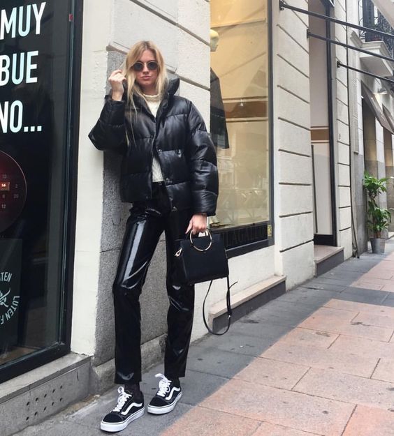 Stílusiskola: cseppet sem fog zavarni a tél egy csinos pufi dzsekiben -  -  - dzseki, outfit, ötletek, pufi dzseki, pufi kabát, stílus, tél, tippek, 