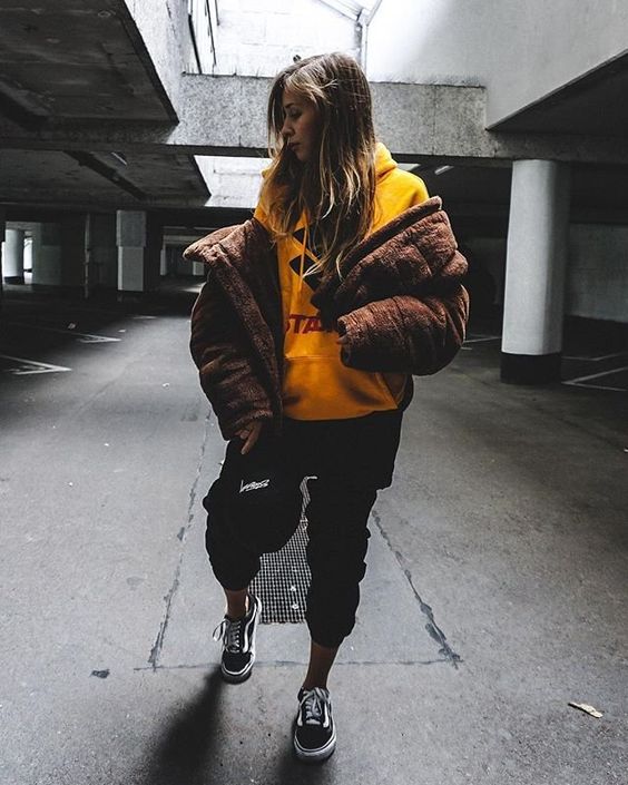 Stílusiskola: cseppet sem fog zavarni a tél egy csinos pufi dzsekiben -  -  - dzseki, outfit, ötletek, pufi dzseki, pufi kabát, stílus, tél, tippek, 