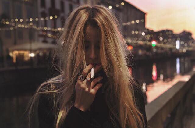 Te sem vagy más -  -  - érzékenység, érzések, szeretet, 