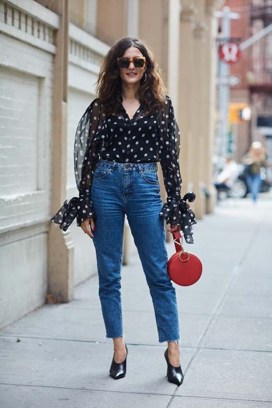 Stílusiskola: így viselj pöttyös ruhadarabokat tavasszal -  -  - divat, fehér, fekete, ötletek, pöttyök, stílus, tavasz, 