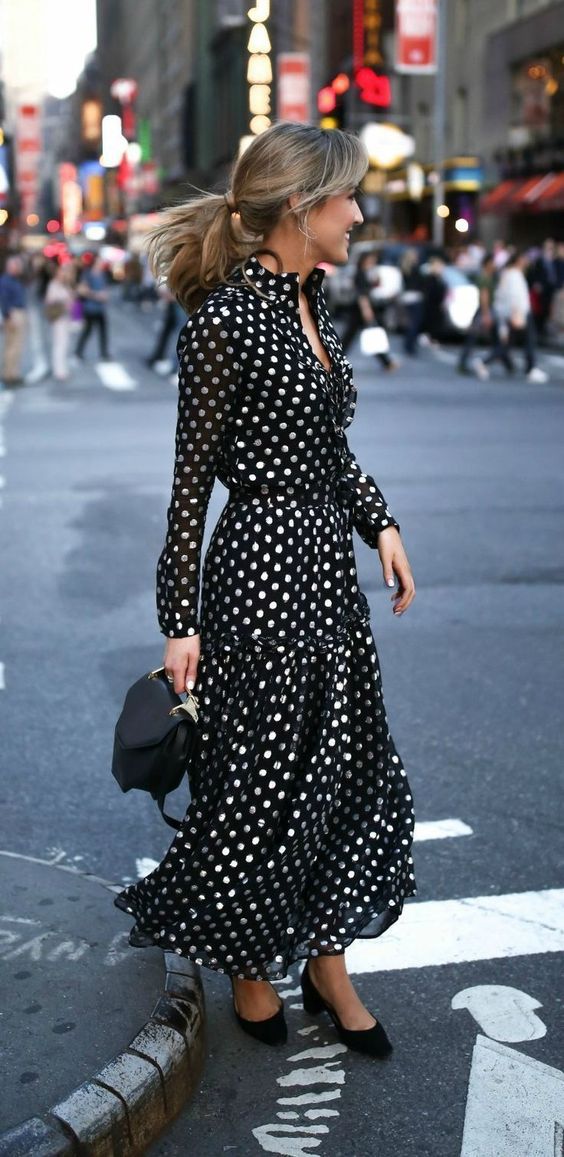 Stílusiskola: így viselj pöttyös ruhadarabokat tavasszal -  -  - divat, fehér, fekete, ötletek, pöttyök, stílus, tavasz, 