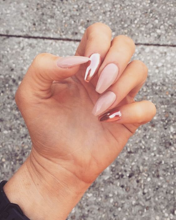 Top10: csodás rose gold színű manikűr ötletek -  -  - köröm, manikűr, rose gold, rózsaarany, 