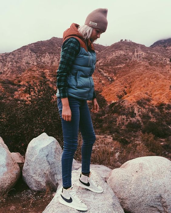 Stílusiskola: kirándulós szettek a hosszú hétvégére -  -  - divat, kirándulás, outfit, stílus, túra, 