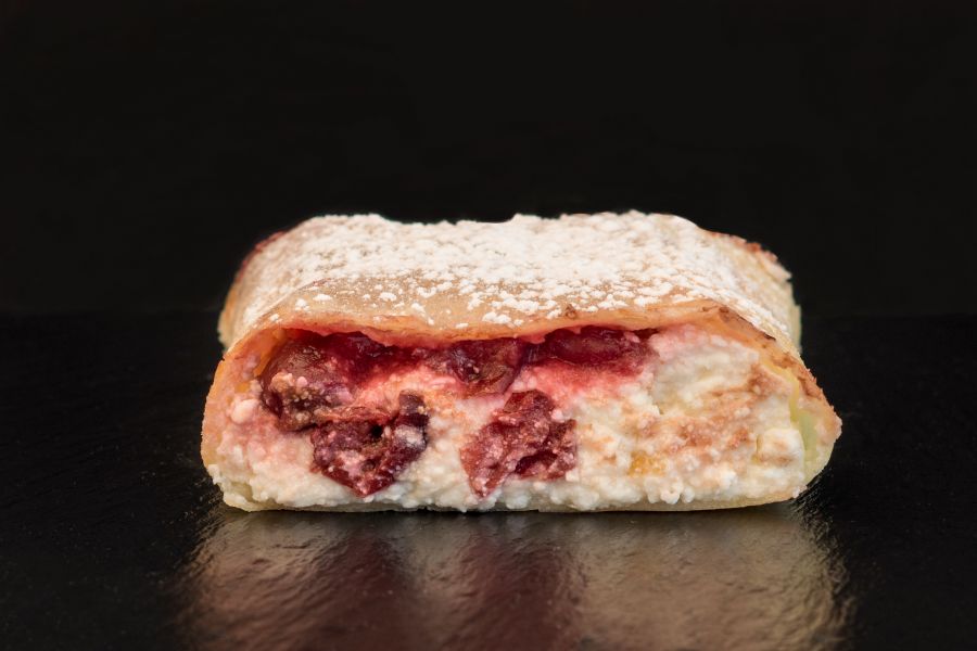 Rétesező nyílt a bulinegyed szélén -  -  - interjú, nagy andrás, rétes, rétesező, strudel hugó, 