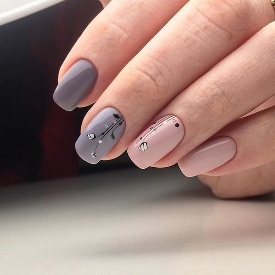 Top10: kifinomult, minimál virágos manikűr ötletek -  -  - köröm, körömápolás, manikűr, tavasz, virág, virágminta, 