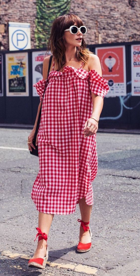 Stílusiskola: így viseld a nyár kedvencét, a piros kockás ruhadarabokat -  -  - divat, koskás, nyár, outfit, piros, piros kockás, stílus, tippek, 