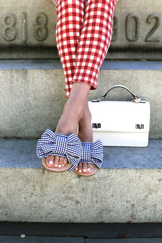 Stílusiskola: így viseld a nyár kedvencét, a piros kockás ruhadarabokat -  -  - divat, koskás, nyár, outfit, piros, piros kockás, stílus, tippek, 