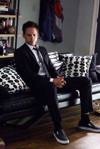 10 szexi fotó a kedvenc ügyvédünket megformáló Patrick J. Adams-ről -  -  - galéria, képek, patrick j adams, suits, szexi, színész, troian bellisario, 