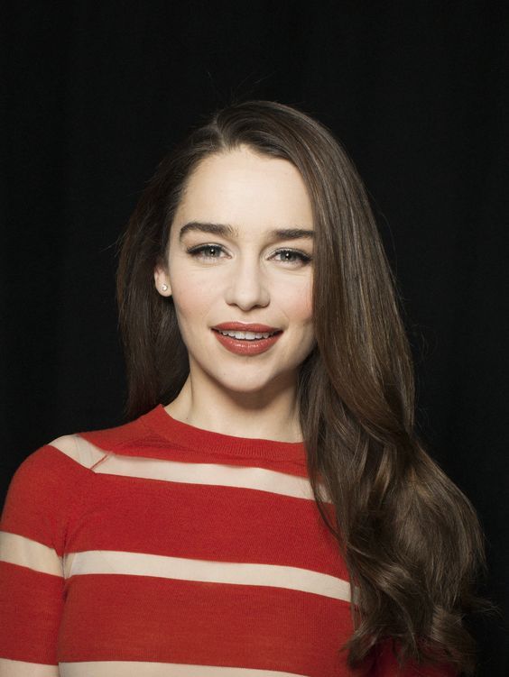 Top10: frizura ötletek Emilia Clarke-tól -  -  - emilia clarke, frizura, haj, ötletek, színésznő, tippek, trónok harca, 