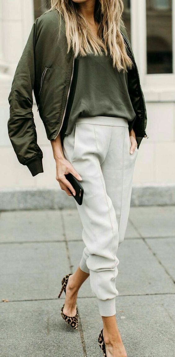 Stílusiskola: így viselj nyáron khakit -  -  - divat, khaki, nyár, outfit, ötletek, 