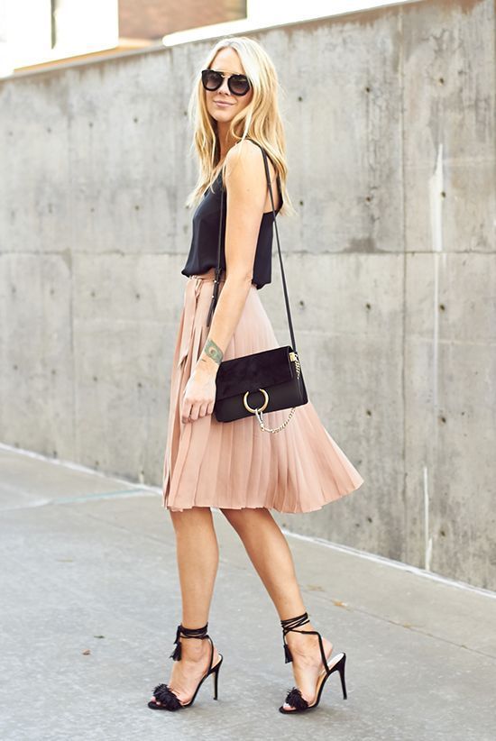 Stílusiskola: így viselj nyáron púderrózsaszínt -  -  - divat, púder, púderrózsaszín, stílus, stílusiskola, 