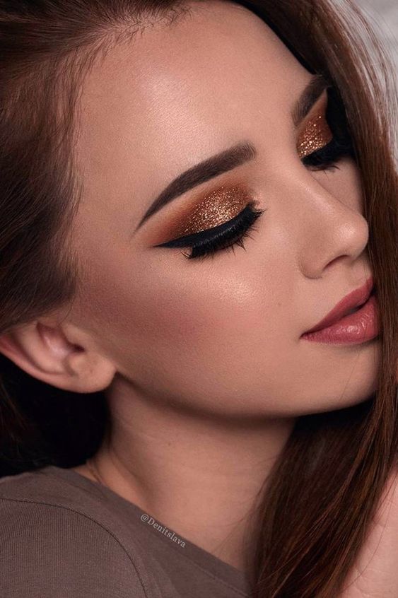 Top10: csillámos smink ötletek nyári bulikhoz -  -  - buli, csillám, csillámos smink, nyár, nyári smink, smink, 