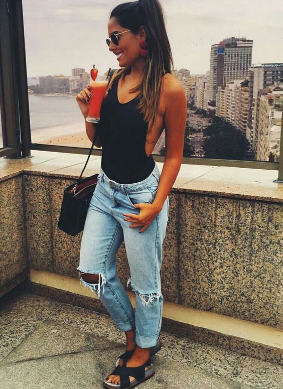 Stílusiskola: nyáron is a kedvencünk a mom jeans -  -  - divat, farmer, mom jeans, nadrág, outfit, stílus, 