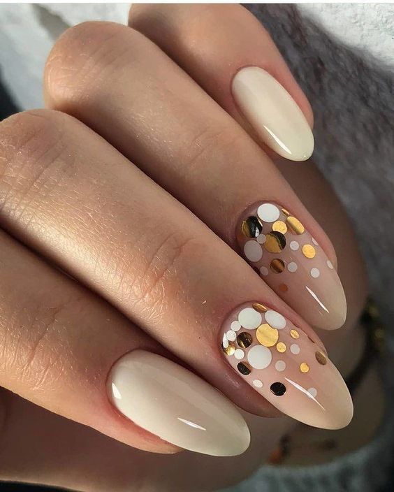 Top10: manikűr ötletek, melyeket mindenképpen ki kell próbálnod idén nyáron -  -  - konfetti, manikűr, pasztell, pasztell szín, színes, 