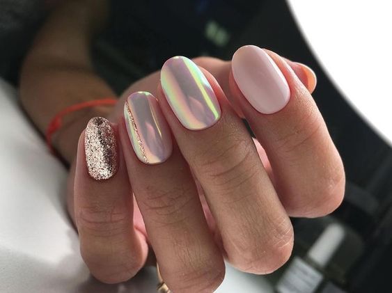 Top10: holografikus és pasztell - a tökéletes nyári manikűr -  -  - holografikus, köröm, manikűr, nyár, ötletek, pasztell, tippek, 