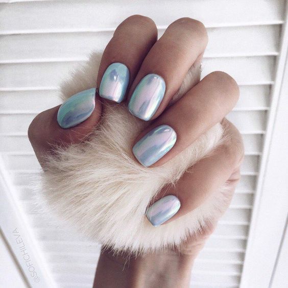 Top10: holografikus és pasztell - a tökéletes nyári manikűr -  -  - holografikus, köröm, manikűr, nyár, ötletek, pasztell, tippek, 