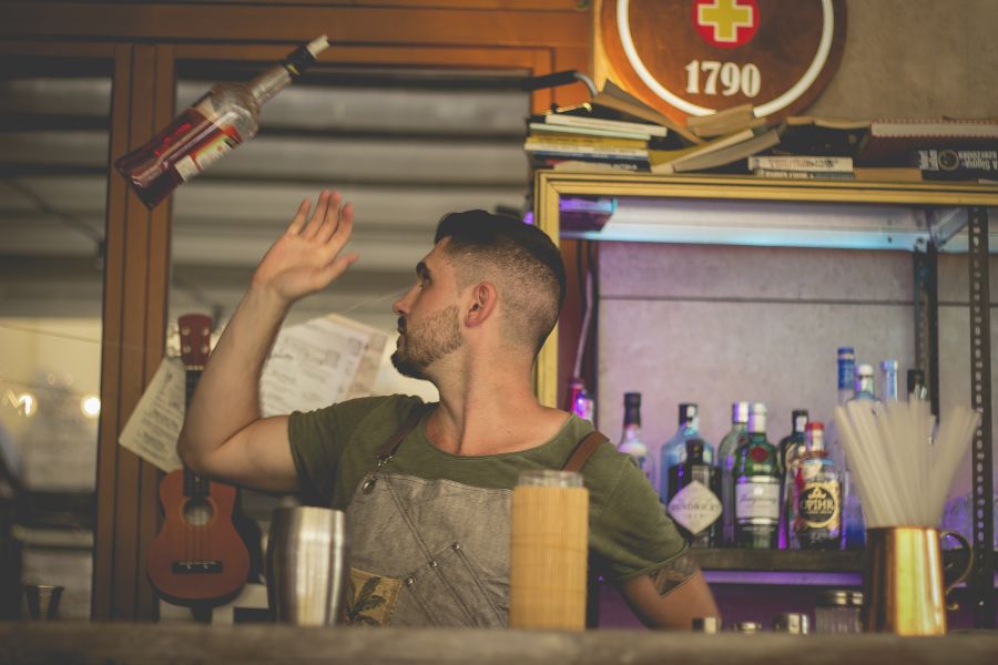 Koktélok, titkok, bartenderek - ÉN - STYLELIFE - bartender, bols mixer akadémia, PUBLiCUM, publicum bár, publicum étterem, publicum gozsdu, Ruskó Róbert, 