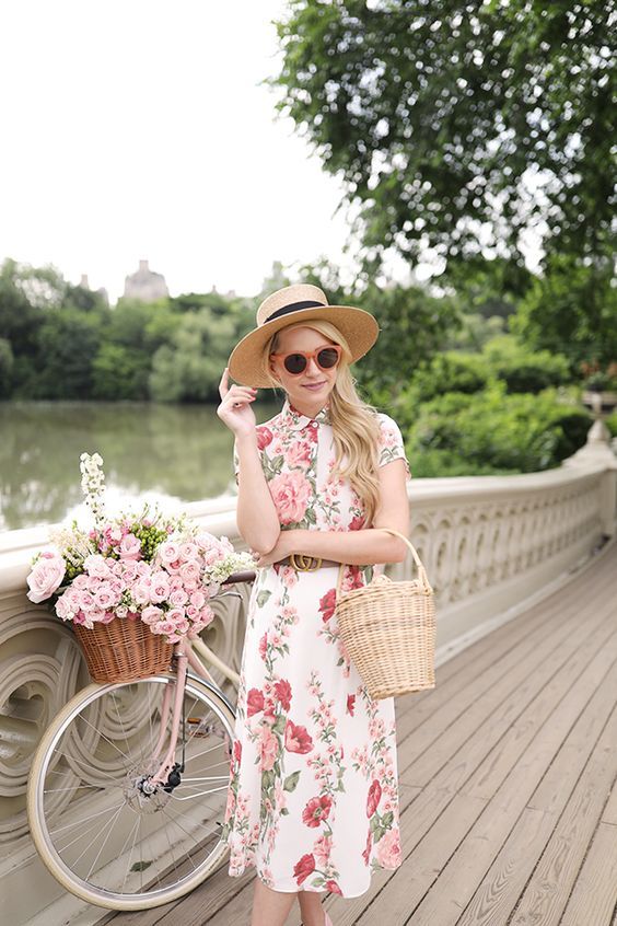 Stílusiskola: nyári kedvencünk a virágmintás ruha -  -  - divat, nyári ruha, ruha, stílus, virágmintás, virágmintás ruha, 