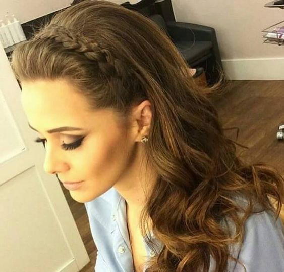 Top10: frizura ötletek koszorúslányoknak -  -  - esküvő, frizura, haj, koszorúslány, ötletek, tippek, 